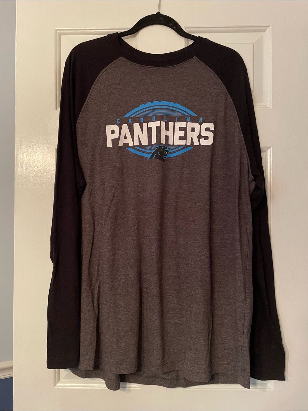Men's Carolina Panthers Long-Sleeve Raglan Shirt - Dark Heather Gray/Black